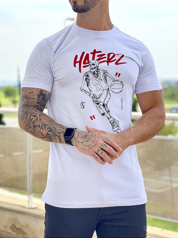 Camiseta Longline Masculina Branca Skull Basket Haterz