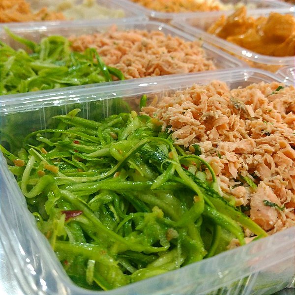 Kit Espaguete de abobrinha com salmão desfiado