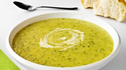 Sopa creme de abobrinha com frango
