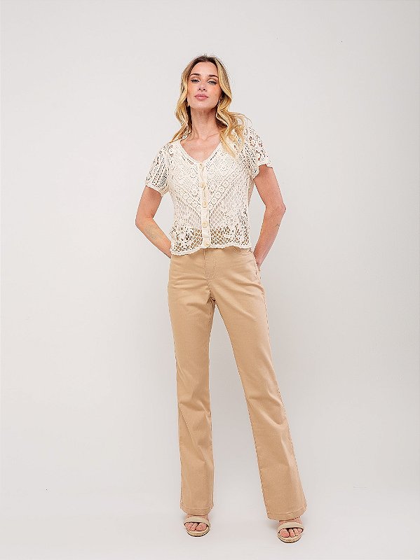 Calça Bootcut Marfim Sarja com Elastano - BlackJeans - 23677