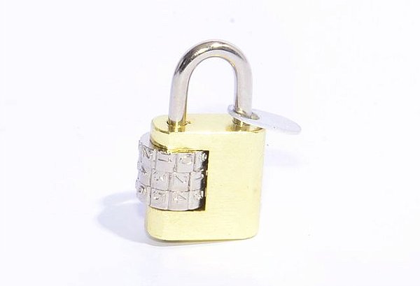 Cadeado Stam c/ Segredo 25mm 1° SALÁRIO