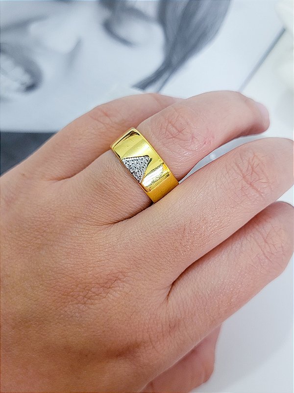 Anel Grosso com Detalhe Central