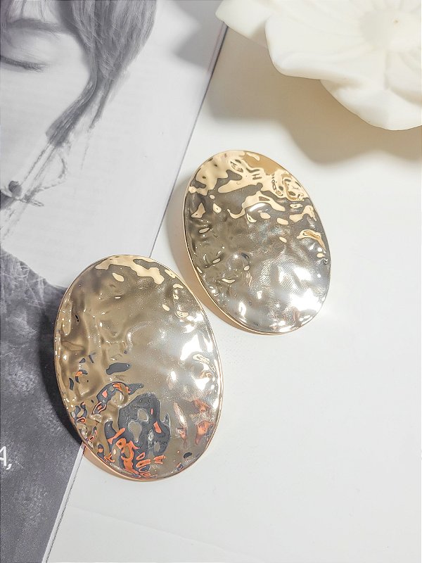 Maxi Brinco Oval Trabalhado