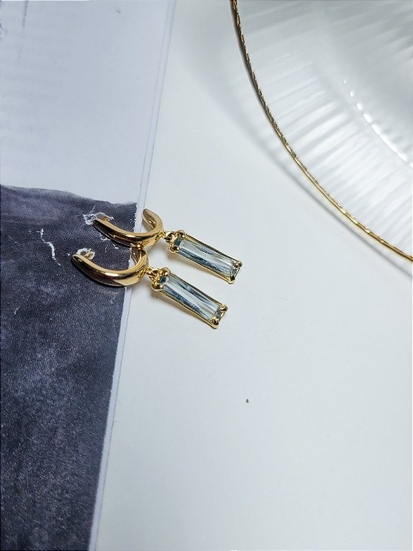 Argola Pequena com Pedra Topázio