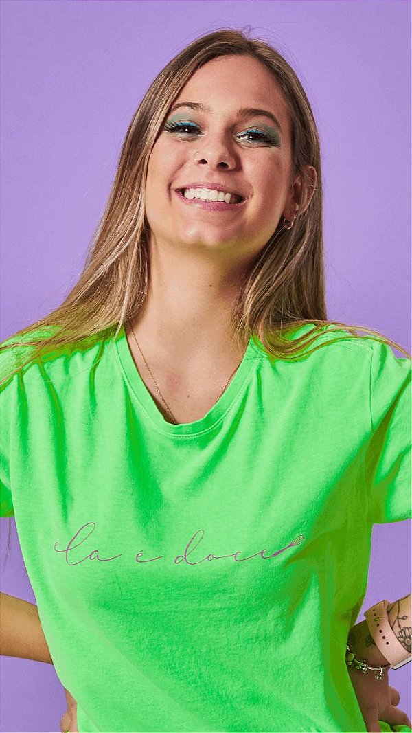 Camiseta Feminina Frase Fouet Verde