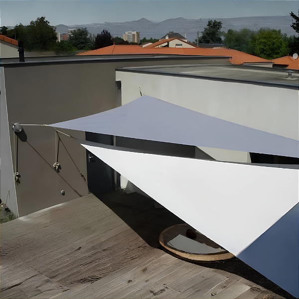 Tela de Sombreamento 3x3x4m com Kit de Instalação - Triangular - Sombralux