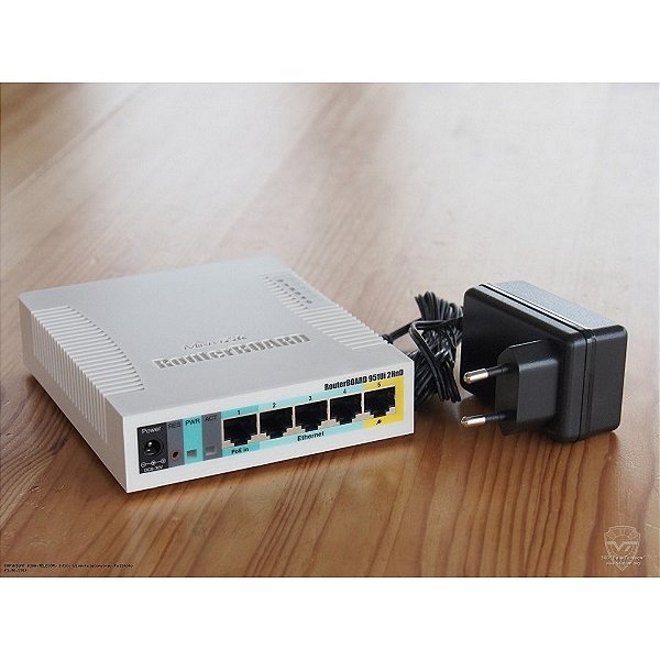 Mikrotik Routerboard Rb951ui-2nd 650mhz 64mb Ram Poe L4