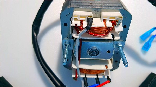 MOTOR 220V-60HZ/140W EIXO 5MM FACETADO - FASTON FEMEA coifa Fogaltti