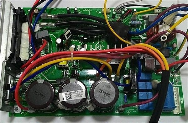 Placa condensadora inverter midea 22.000 quente fria 201338090064