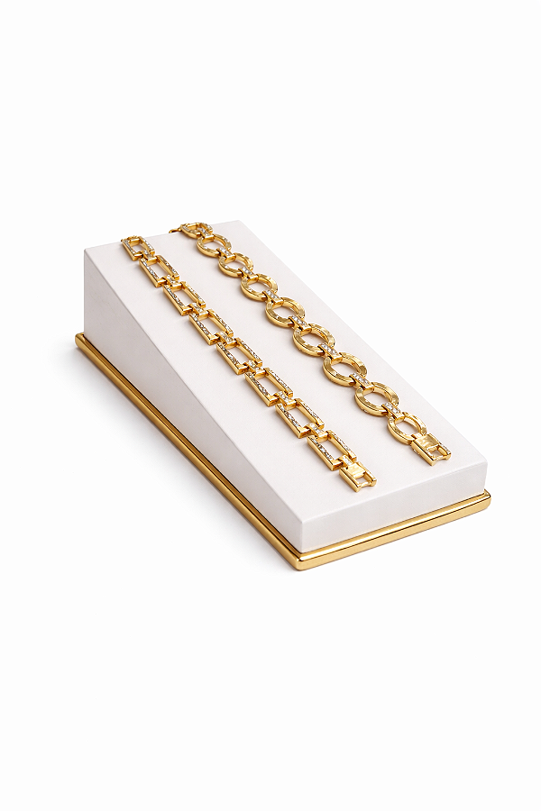 Expositor Rampa para Pulseira - Off White com Dourado