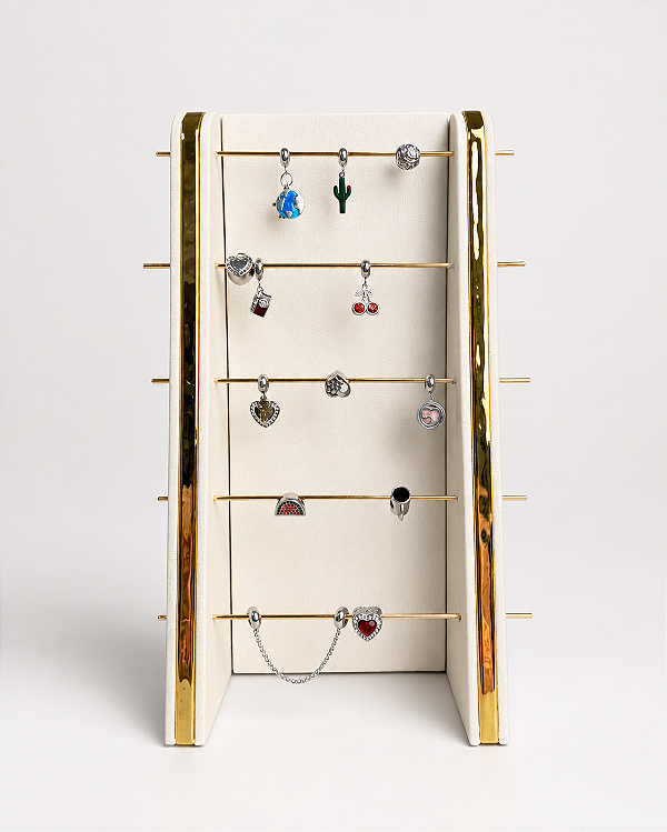 Expositor para Berloques 25x13 - Corvin Premium- Off white com Friso Dourado