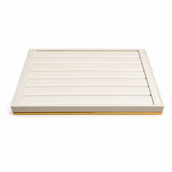 Expositor Bandeja Média para 60 anéis média 32x18 - Corvin Premium Off White com Friso Dourado