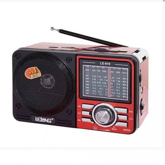 Radio Portátil Recarregável AM/FM/SW/USB/SD LE-610