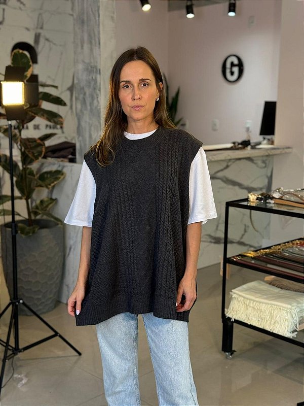 Colete Feminino Tricô Trabalhado Oversized Decote Redondo Grafite