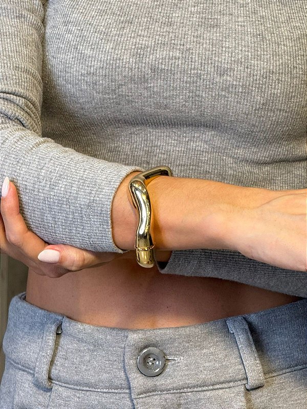 Bracelete Metal Curvas Orgânicas Dourado