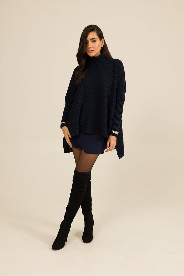 Poncho Lavínia