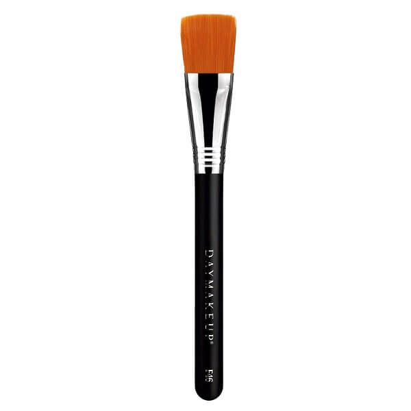 Pincel para base e corretivo F46 - Day Makeup