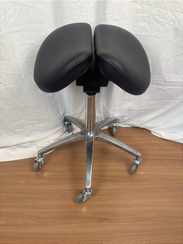 Mocho Sela Bipartido Split Assento Giratório Ergonômico Com 2 Regulagens - Akmed - Preto - Showroom