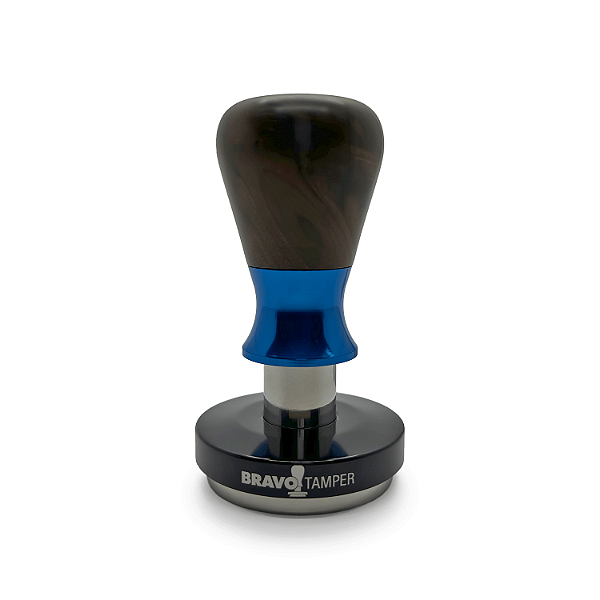 Tamper Bravo de Madeira Ipê | Punho Azul | Base Preto Brilho