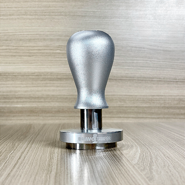 Tamper Bravo com Punho de Alumínio Prata Fosco - Outlet