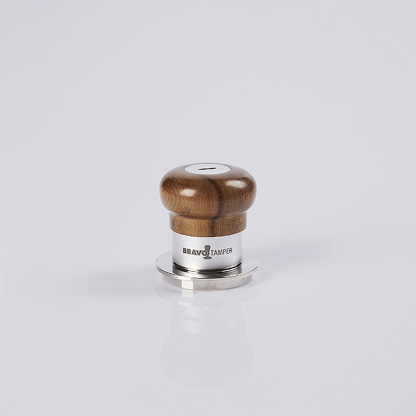 Mini Tamper Bravo com Punho de Madeira Clara e Saia Prata