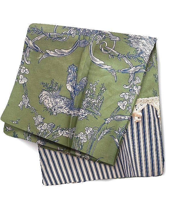 Toalha toile du jouy quadrada com barra listada