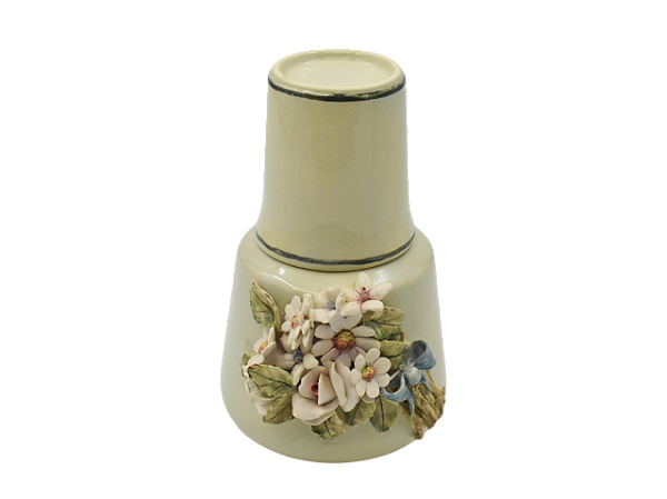 Moringa com copo e aplicação de flores