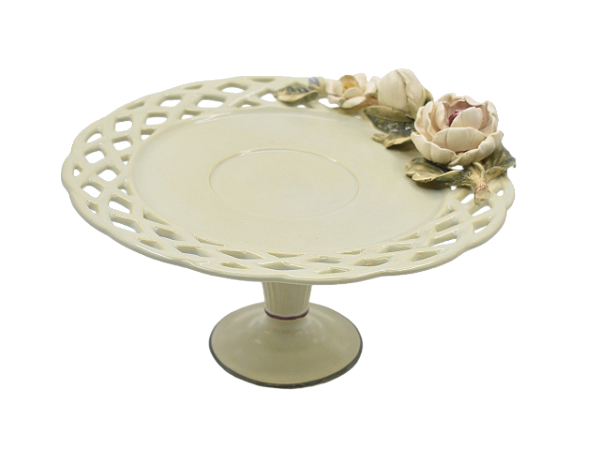 Boleira com pé Provence com aplicação de rosas M