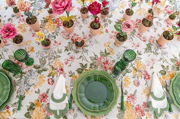 Toalha mesa floral jacquard 3m x 1,8m