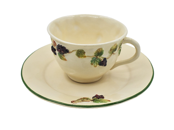 Xícara café com relevo de uva