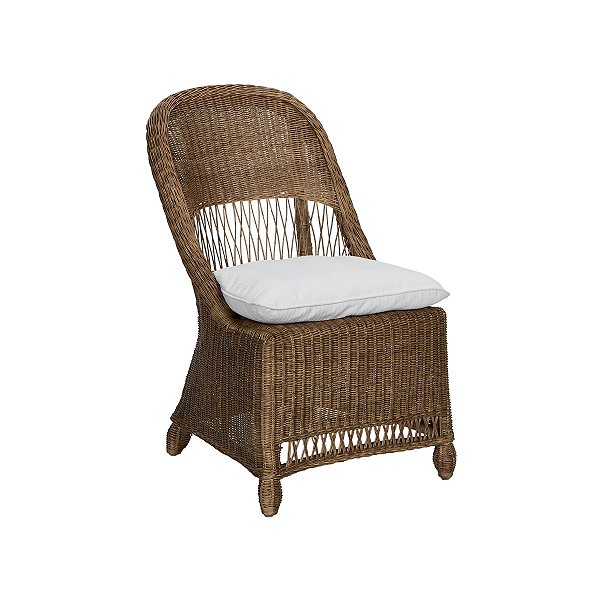 Cadeira rattan tramada com saia