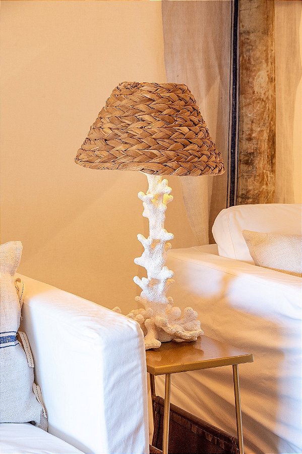 Base de abajur coral branco Zanatta Casa