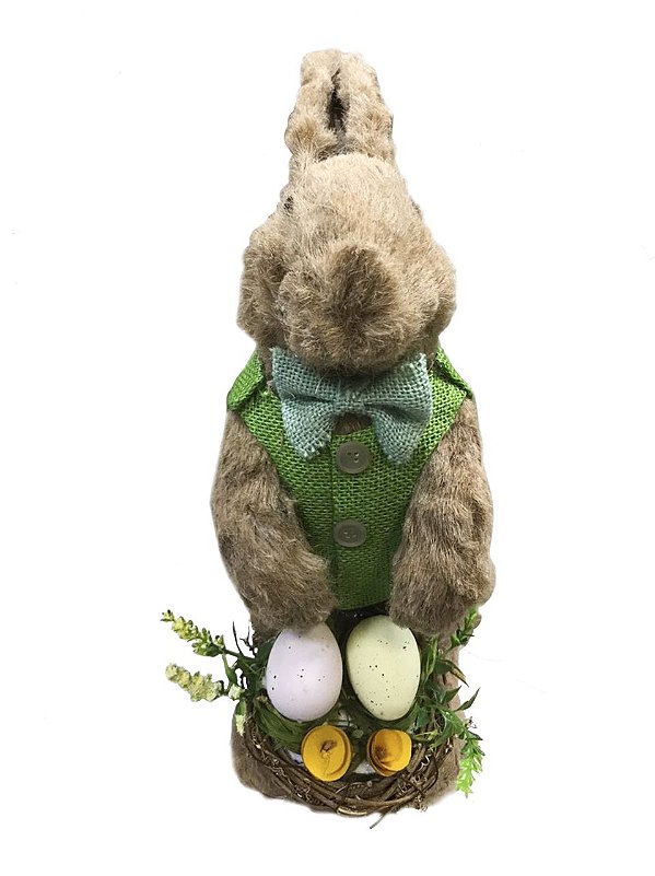 Coelho de palha roupa verde com cesta de ovos