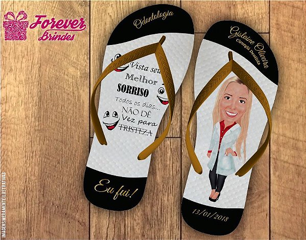 Chinelo Formatura Odontologia caricatura preto e branco e dourado