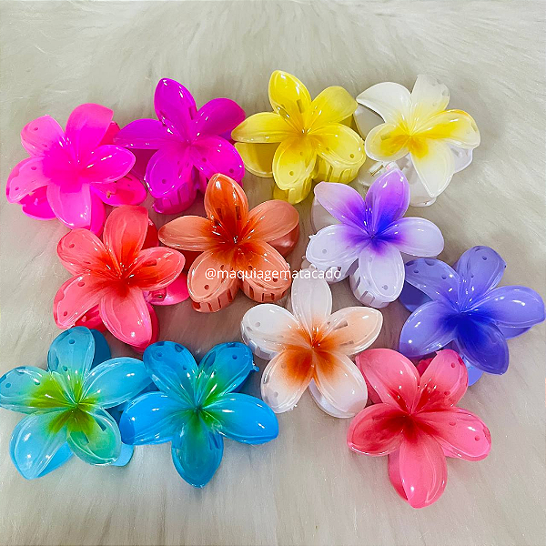 12 Unidades Piranha de Flor Para Cabelo Pequena Cor Aleatória Atacado Box Fechado