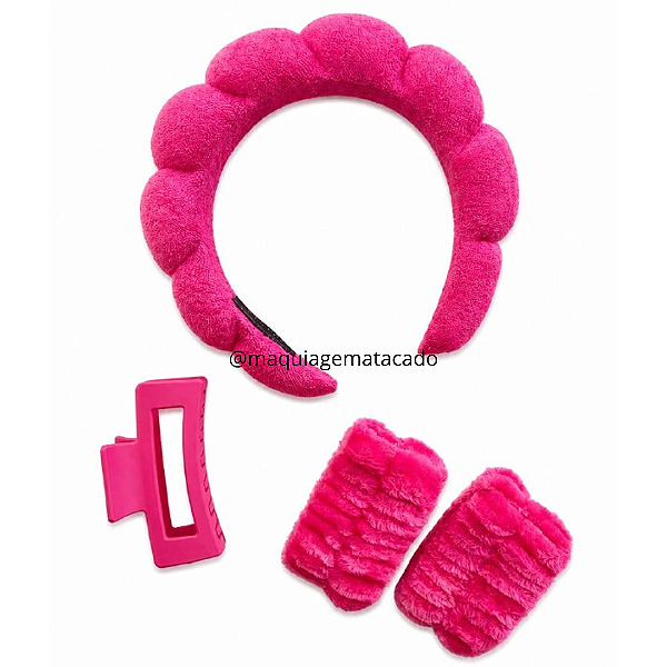 Kit 01 Tiara Nuvem, 01 Piranha Para Cabelo e 01 Par Pulseira Para Skincare Cor Aleatória