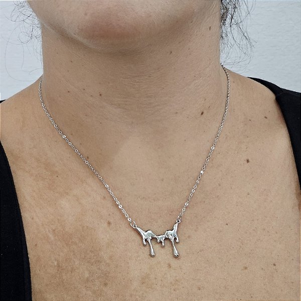 Gargantilha derretido prata