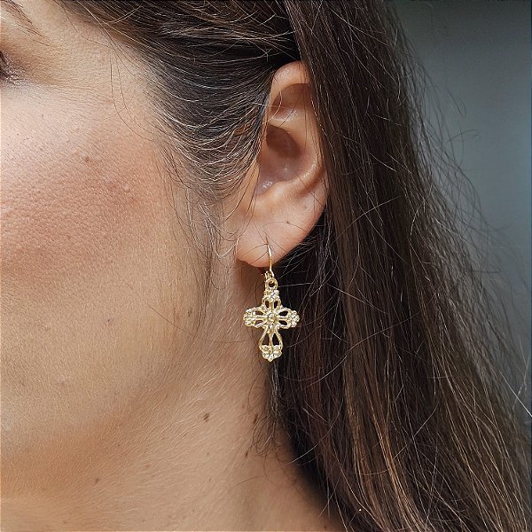 Argolinha cruz dourada