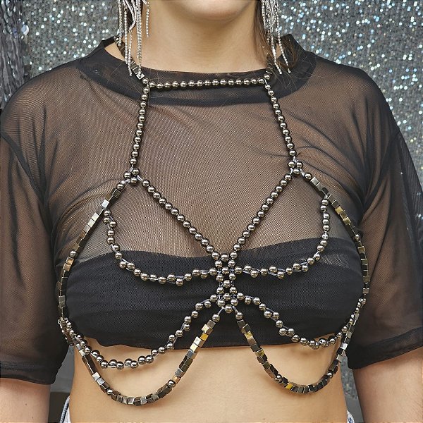 Top frente única de miçangas