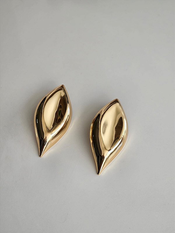 Brinco folha dourada