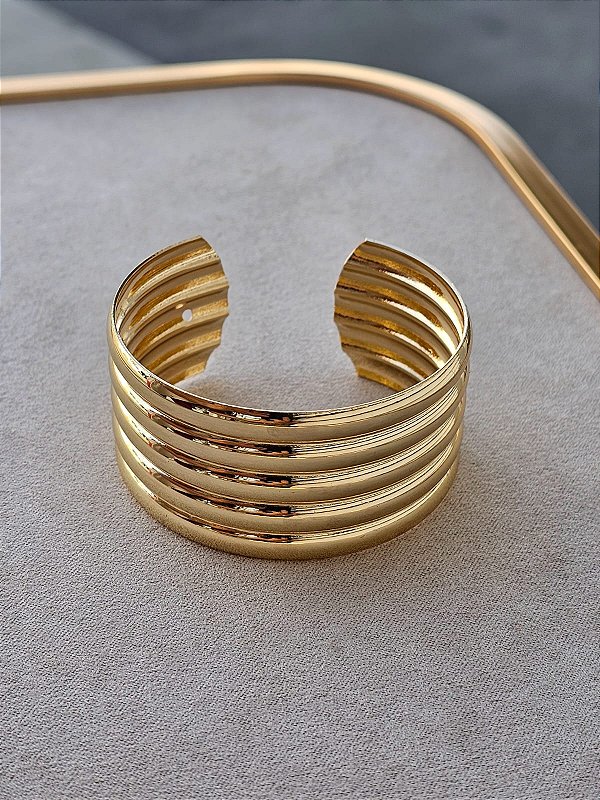 Bracelete tubular dourado