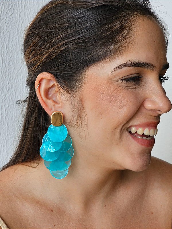 Brinco escama madrepérola azul base