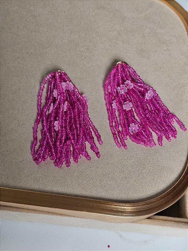 Brinco cascata miçanga pink