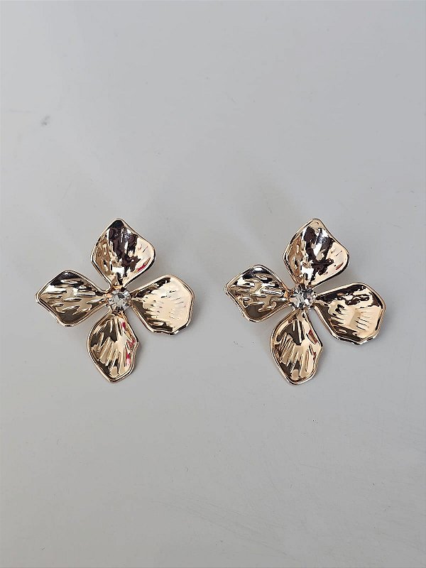 Brinco trevo dourado