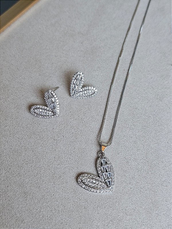 Conjunto coração cravejado prata