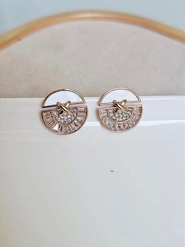 Brinco pizza inspired dourado perola