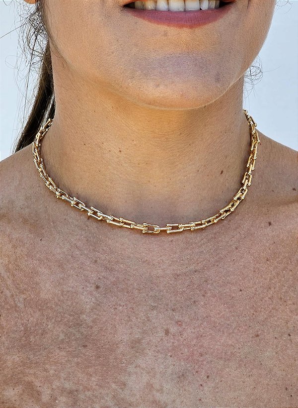 Colar curto inspired dourado
