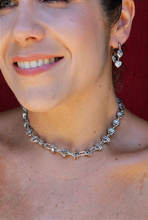 Colar curto elo tríade prata