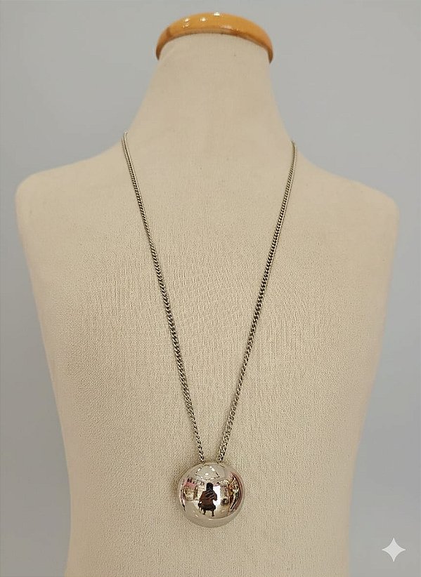 Colar médio esfera prata