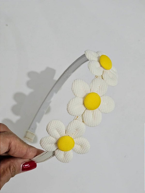 Tiara margaridas branca